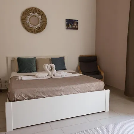 Amuni בית נופש קטאניה